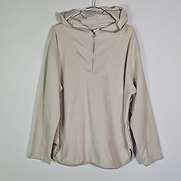 H&M Tops - H&M large cream colour half zip hoodie